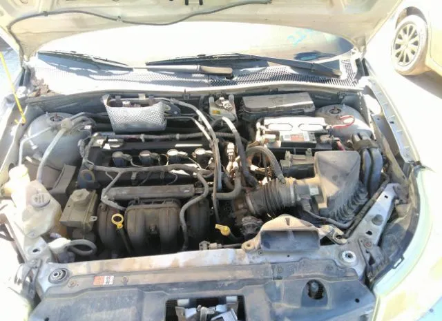 Photo 9 VIN: 1FAHP3CN9AW223326 - FORD FOCUS 