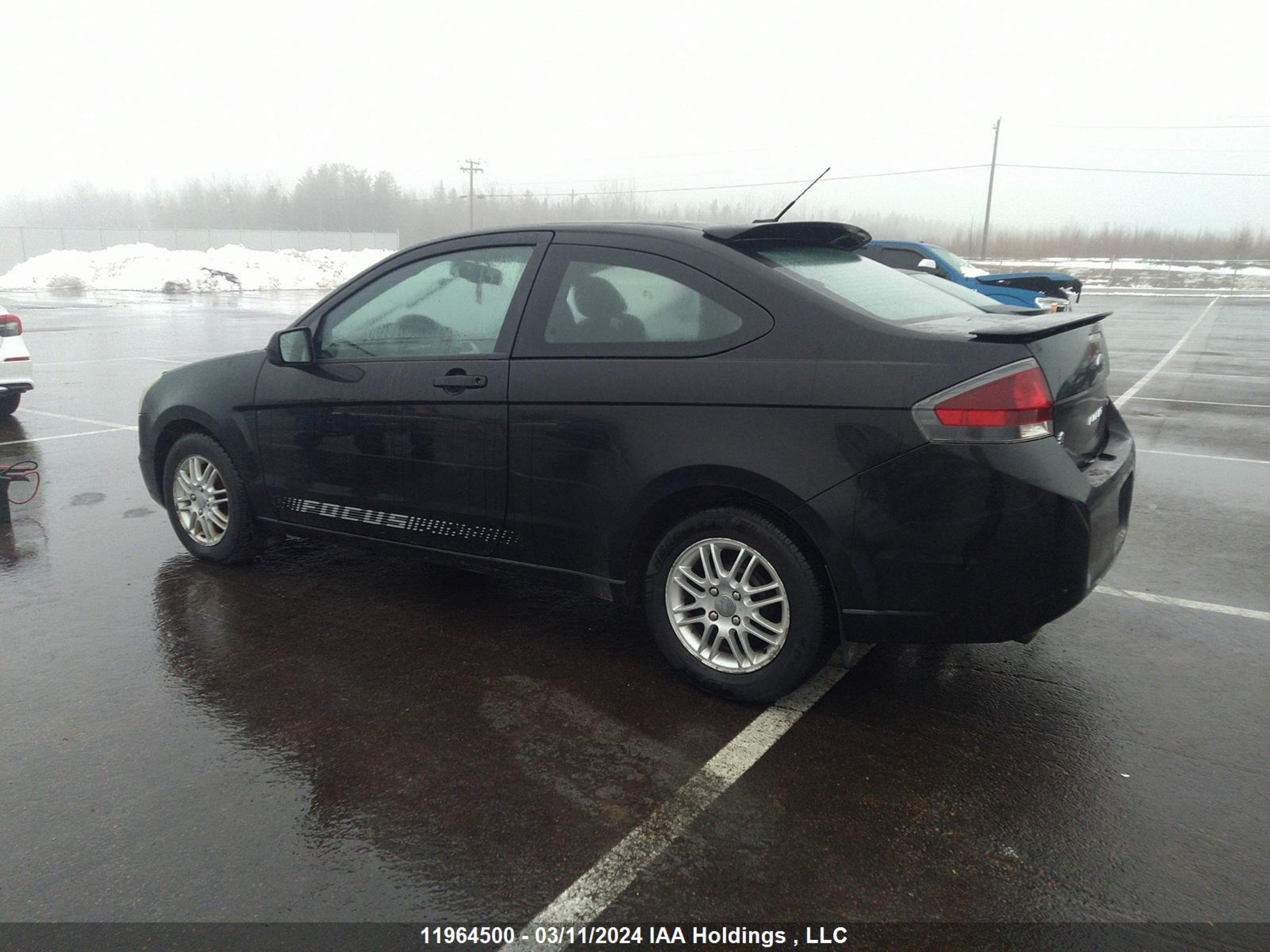 Photo 2 VIN: 1FAHP3CNXAW110520 - FORD FOCUS 