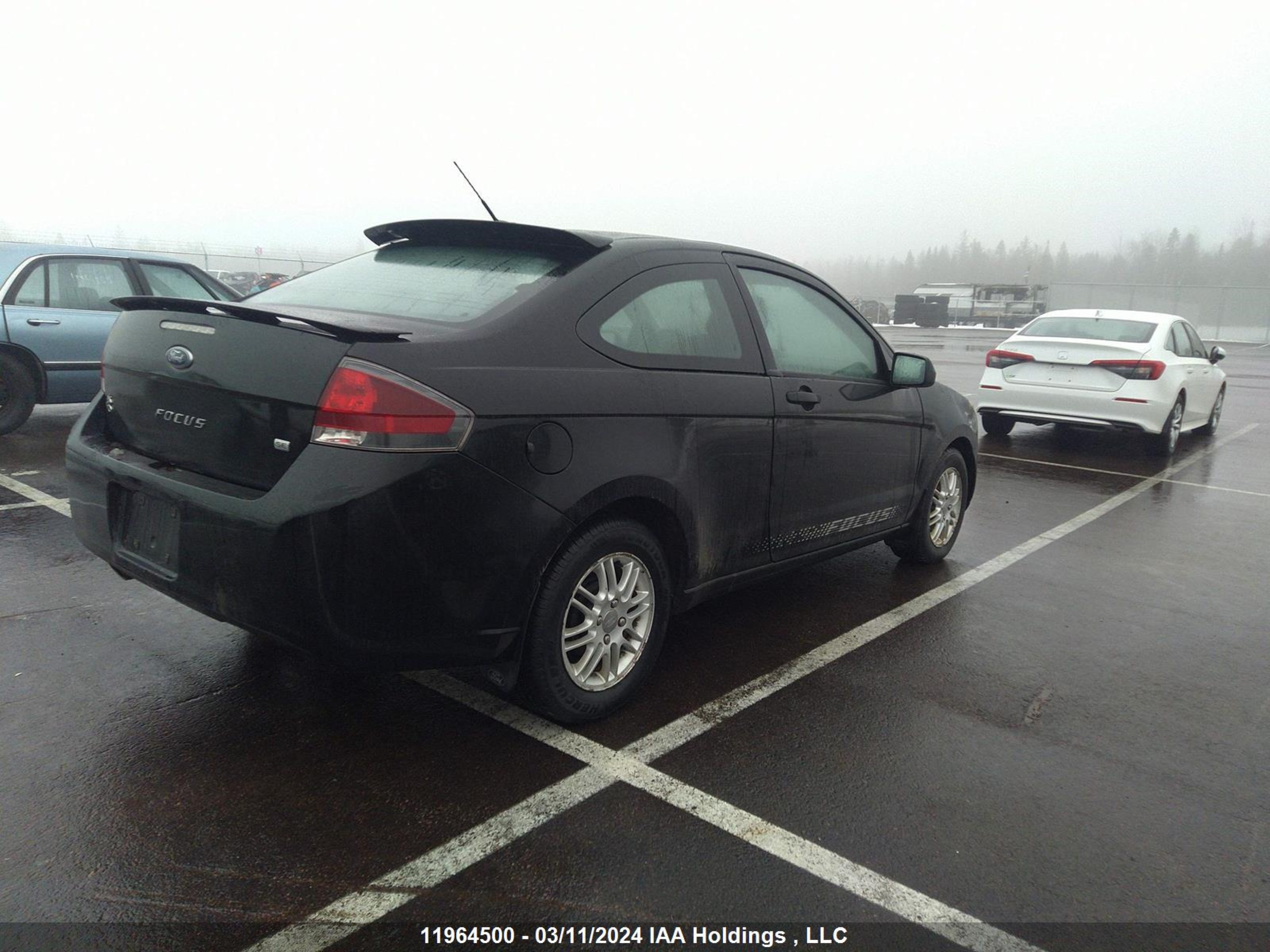 Photo 3 VIN: 1FAHP3CNXAW110520 - FORD FOCUS 