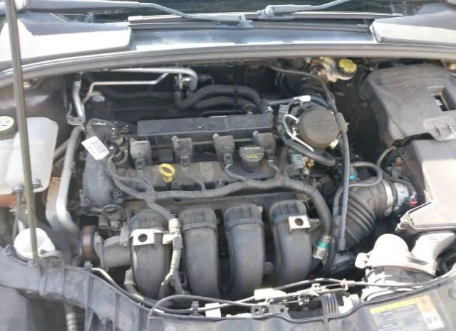 Photo 9 VIN: 1FAHP3E20CL251863 - FORD FOCUS 