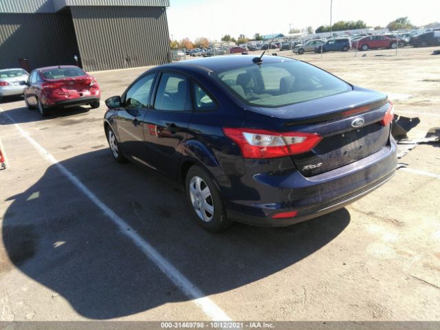 Photo 2 VIN: 1FAHP3E21CL127715 - FORD FOCUS 