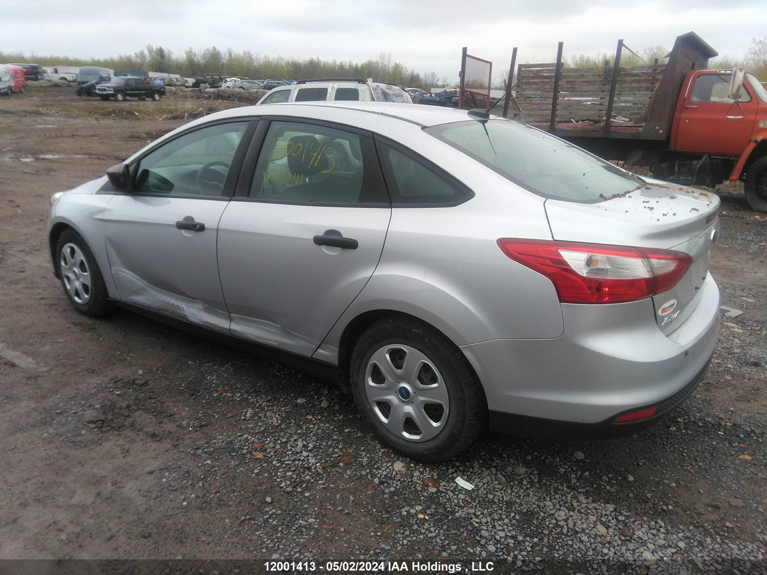 Photo 2 VIN: 1FAHP3E21CL144241 - FORD FOCUS 