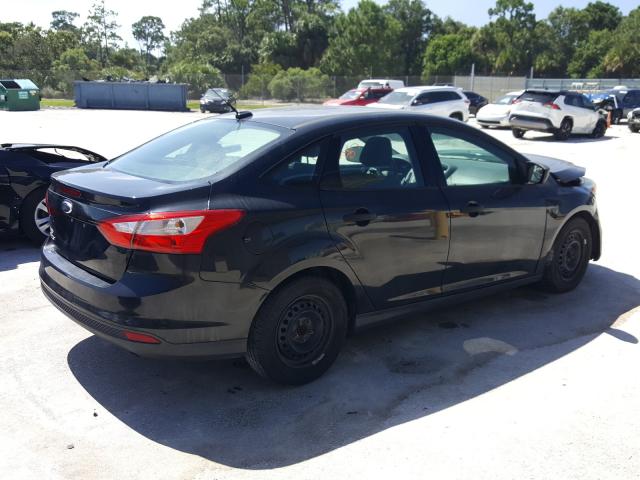 Photo 3 VIN: 1FAHP3E21CL308829 - FORD FOCUS S 