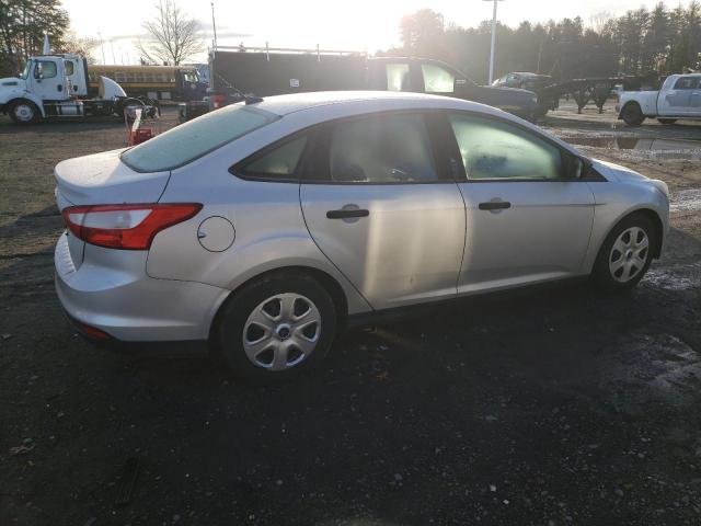 Photo 2 VIN: 1FAHP3E21CL394045 - FORD FOCUS 