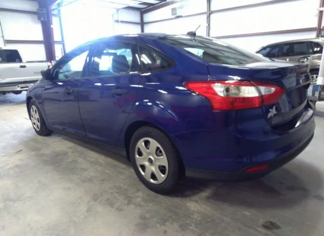 Photo 2 VIN: 1FAHP3E21CL447830 - FORD FOCUS 