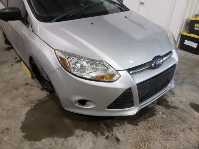 Photo 8 VIN: 1FAHP3E22CL215334 - FORD FOCUS S 