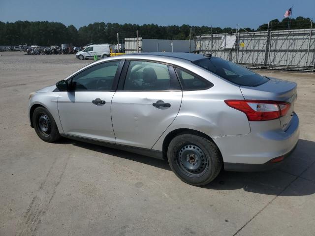 Photo 1 VIN: 1FAHP3E22CL293001 - FORD FOCUS 