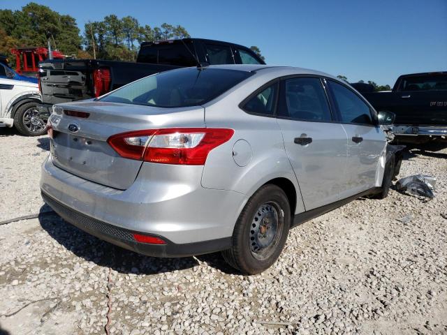 Photo 3 VIN: 1FAHP3E23CL221644 - FORD FOCUS S 