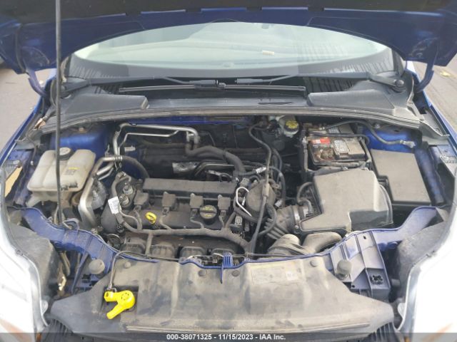 Photo 9 VIN: 1FAHP3E23CL318861 - FORD FOCUS 