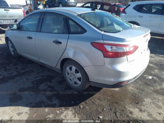 Photo 2 VIN: 1FAHP3E24CL285630 - FORD FOCUS 