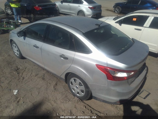 Photo 2 VIN: 1FAHP3E24CL362321 - FORD FOCUS 