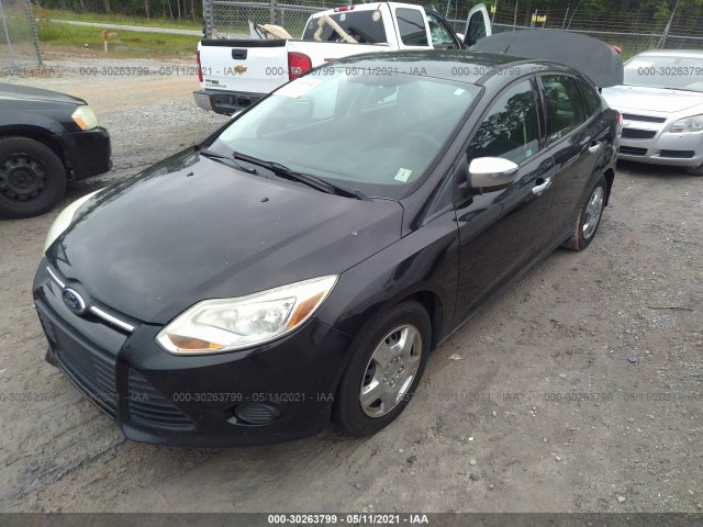 Photo 1 VIN: 1FAHP3E24CL433260 - FORD FOCUS 