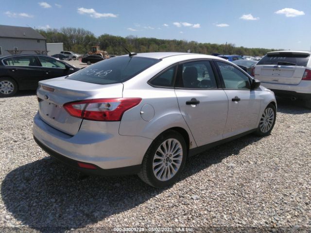 Photo 3 VIN: 1FAHP3E25CL328548 - FORD FOCUS 