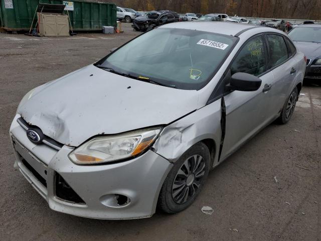 Photo 1 VIN: 1FAHP3E25CL361193 - FORD FOCUS S 