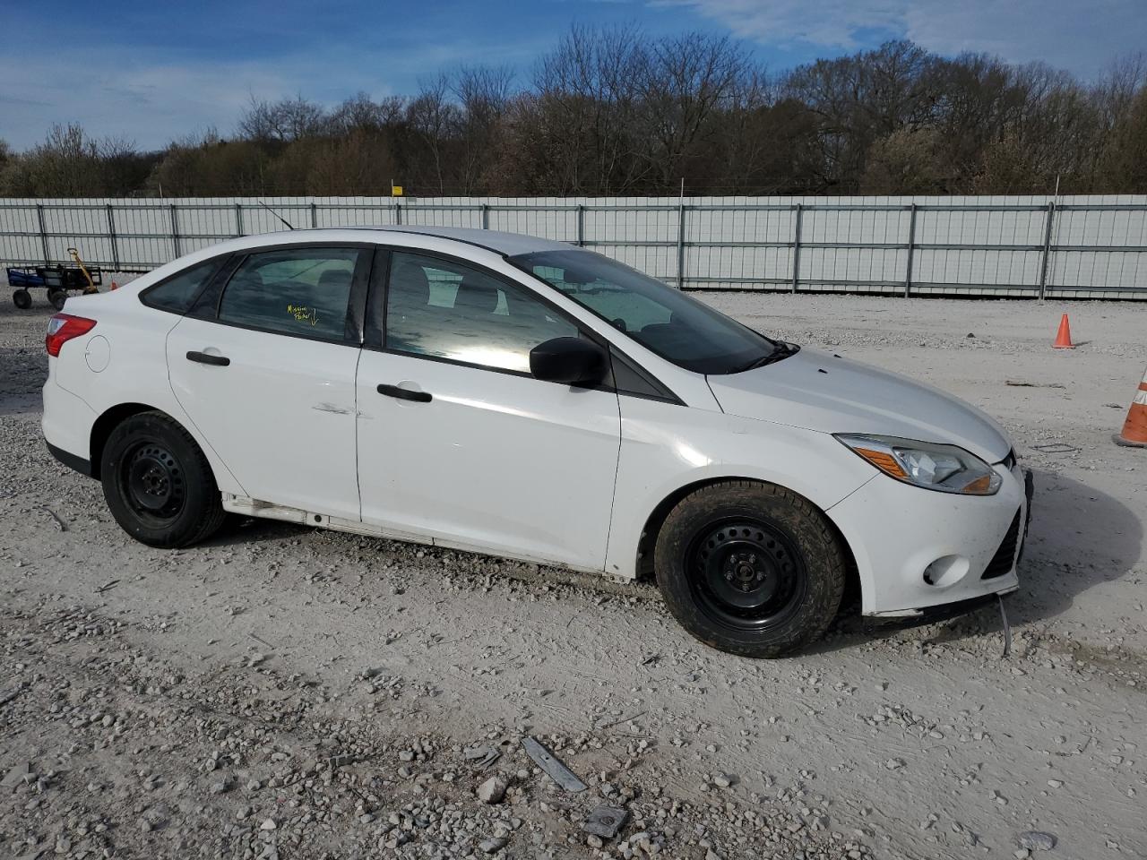 Photo 3 VIN: 1FAHP3E25CL410053 - FORD FOCUS 