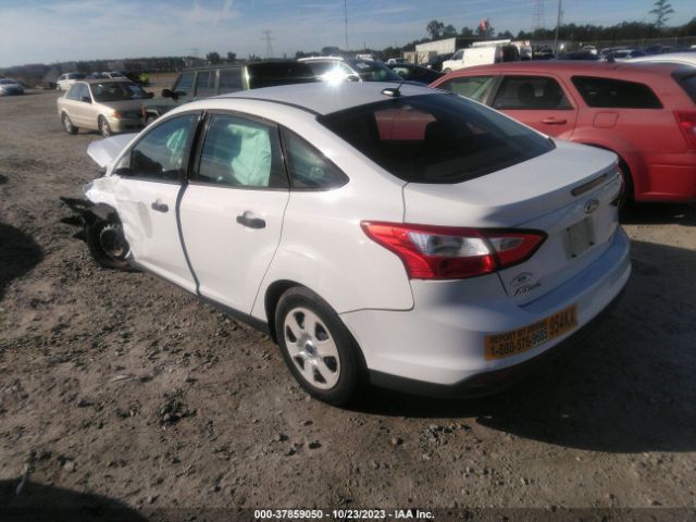 Photo 2 VIN: 1FAHP3E25CL454974 - FORD FOCUS 