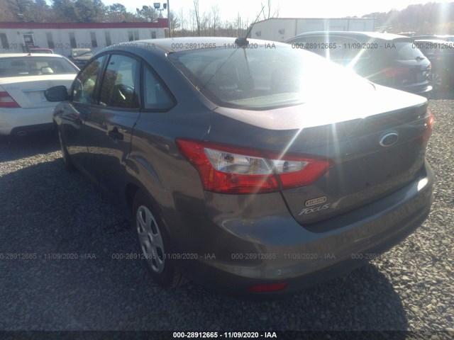 Photo 2 VIN: 1FAHP3E26CL213330 - FORD FOCUS 