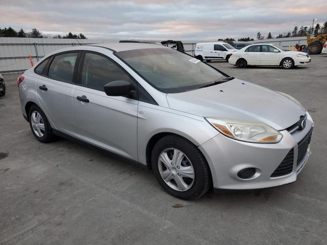 Photo 3 VIN: 1FAHP3E26CL229186 - FORD FOCUS S 