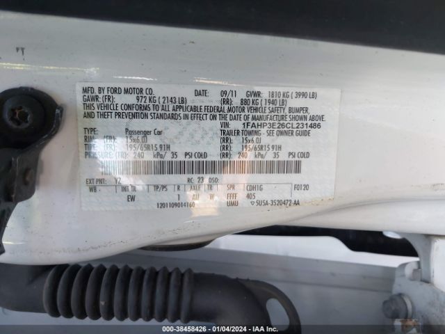 Photo 8 VIN: 1FAHP3E26CL231486 - FORD FOCUS 