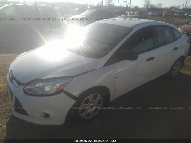 Photo 1 VIN: 1FAHP3E26CL249048 - FORD FOCUS 