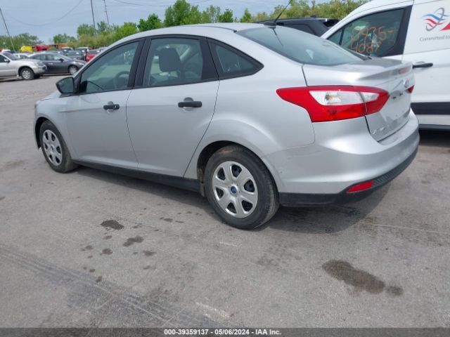 Photo 2 VIN: 1FAHP3E26CL328705 - FORD FOCUS 