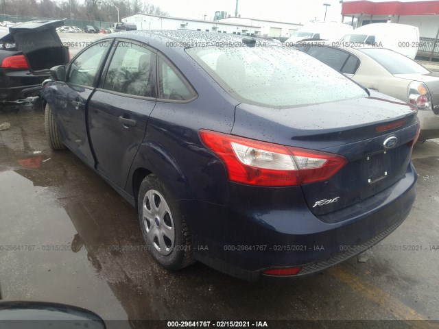 Photo 2 VIN: 1FAHP3E27CL143546 - FORD FOCUS 