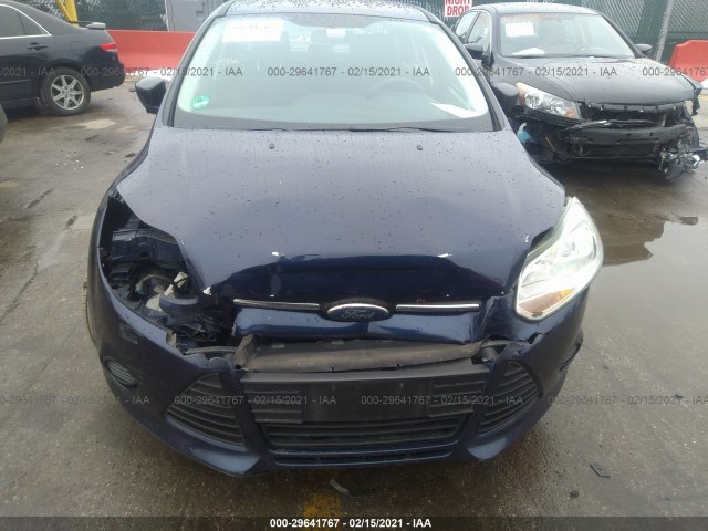 Photo 5 VIN: 1FAHP3E27CL143546 - FORD FOCUS 