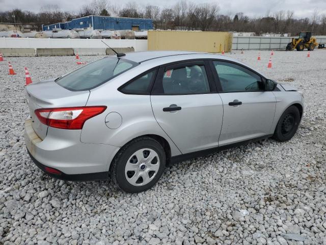 Photo 2 VIN: 1FAHP3E27CL300346 - FORD FOCUS 