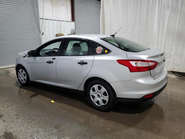 Photo 1 VIN: 1FAHP3E27CL303439 - FORD FOCUS 