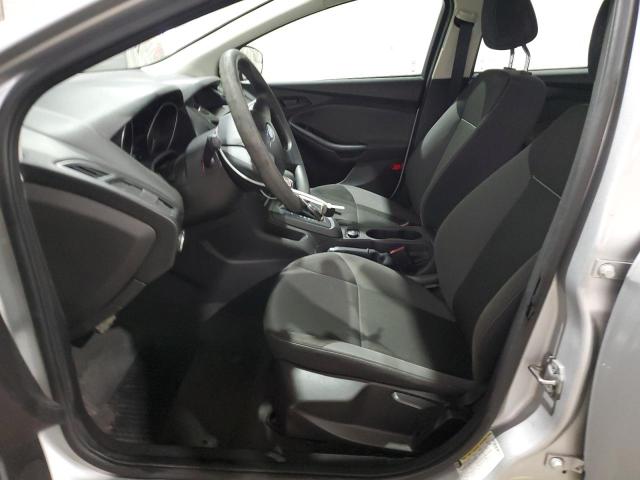 Photo 6 VIN: 1FAHP3E27CL303439 - FORD FOCUS 