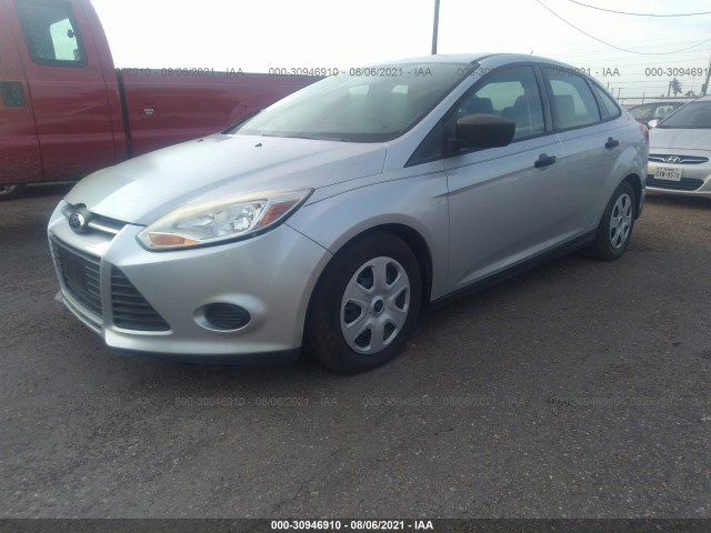 Photo 1 VIN: 1FAHP3E27CL320791 - FORD FOCUS 