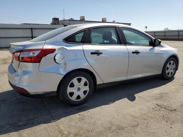 Photo 2 VIN: 1FAHP3E27CL336117 - FORD FOCUS 