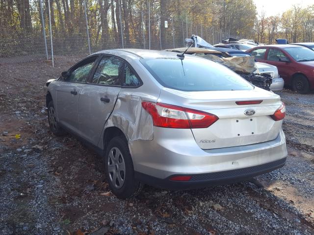 Photo 2 VIN: 1FAHP3E28CL308973 - FORD FOCUS S 