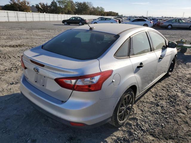 Photo 3 VIN: 1FAHP3E28CL356537 - FORD FOCUS S 