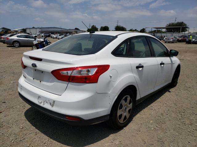 Photo 3 VIN: 1FAHP3E29CL331937 - FORD FOCUS S 