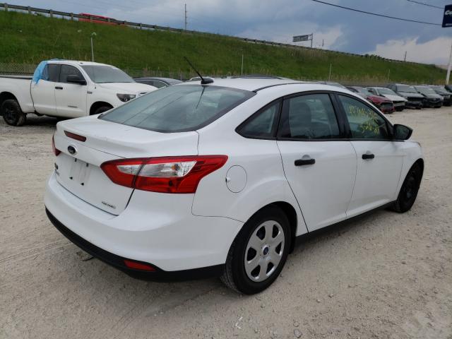 Photo 3 VIN: 1FAHP3E29CL402697 - FORD FOCUS S 