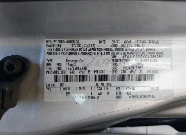 Photo 8 VIN: 1FAHP3E2XCL256259 - FORD FOCUS 