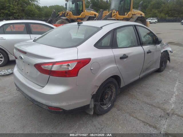 Photo 3 VIN: 1FAHP3E2XCL287768 - FORD FOCUS 