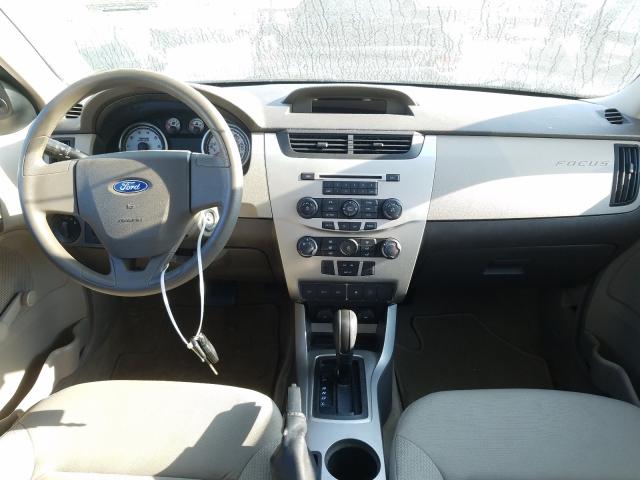 Photo 8 VIN: 1FAHP3EN1AW171767 - FORD FOCUS S 