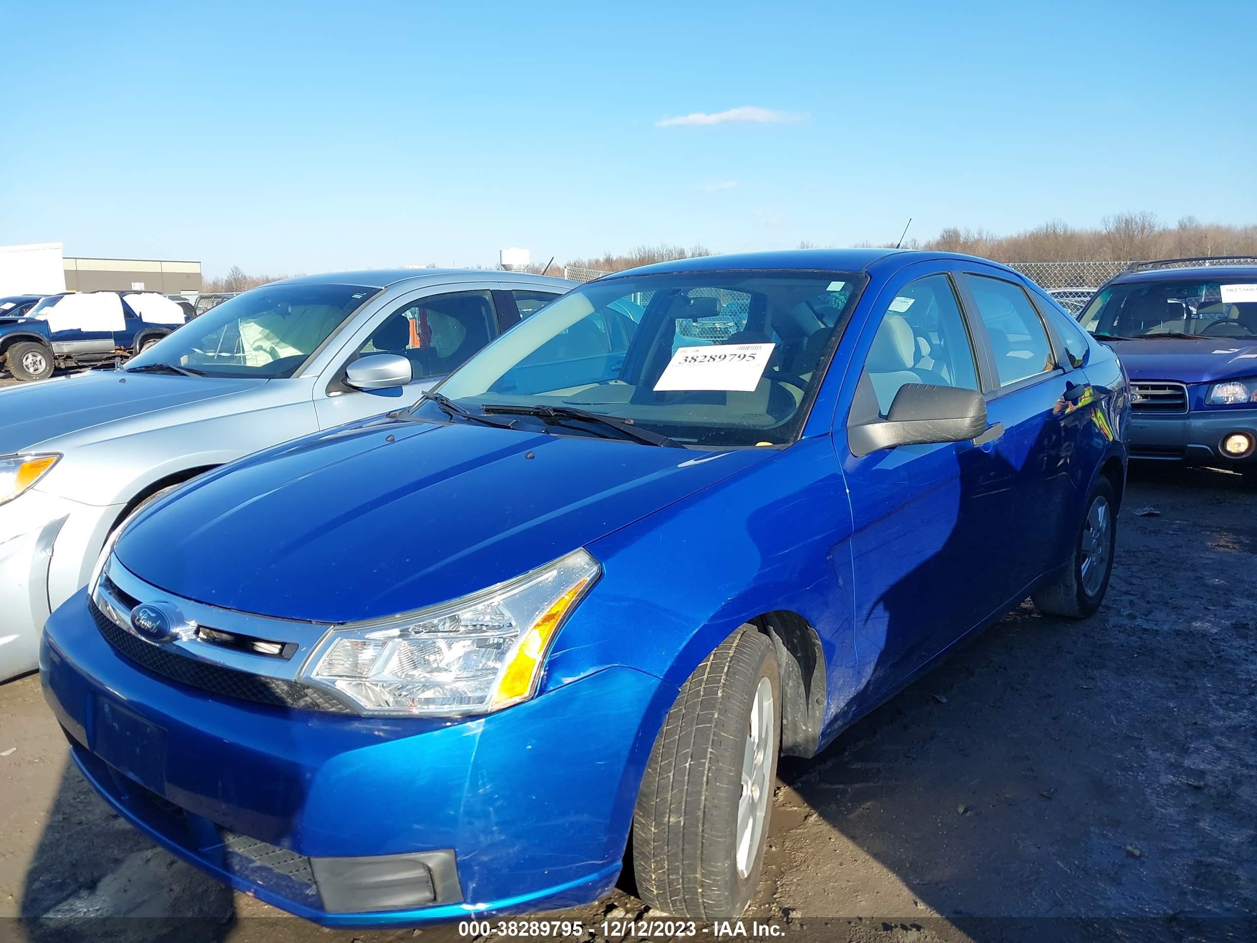 Photo 13 VIN: 1FAHP3EN2AW202332 - FORD FOCUS 