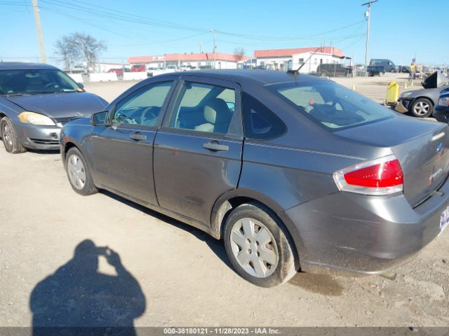 Photo 2 VIN: 1FAHP3EN4BW145312 - FORD FOCUS 