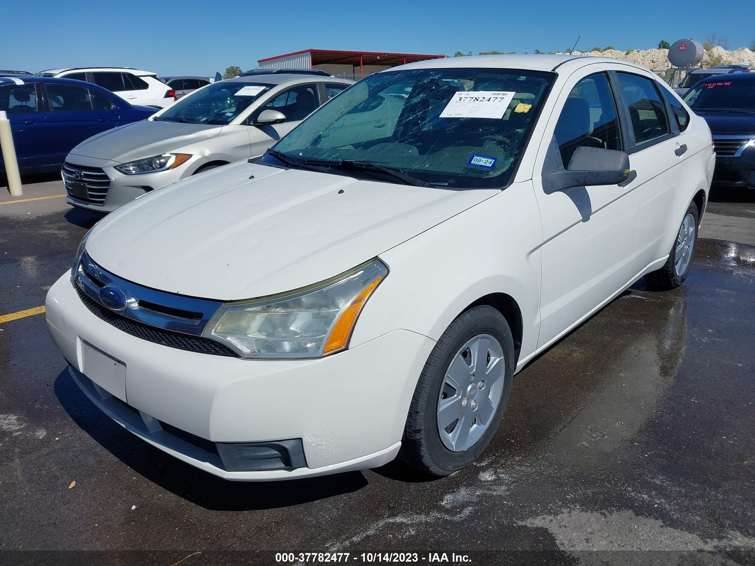 Photo 1 VIN: 1FAHP3EN5AW116514 - FORD FOCUS 