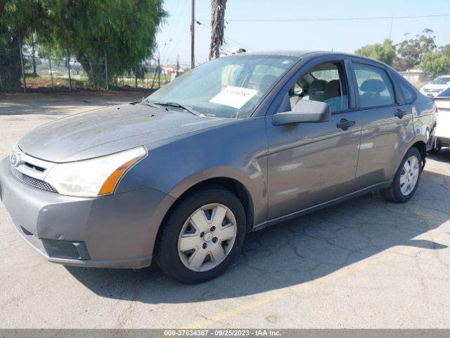 Photo 1 VIN: 1FAHP3EN5AW269801 - FORD FOCUS 