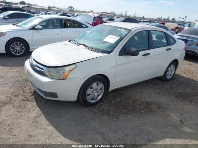 Photo 1 VIN: 1FAHP3EN6BW153184 - FORD FOCUS 