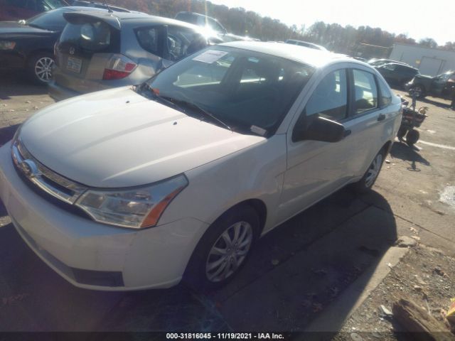 Photo 1 VIN: 1FAHP3EN7AW108091 - FORD FOCUS 