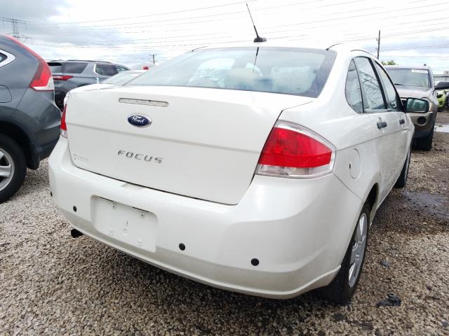 Photo 3 VIN: 1FAHP3EN9AW172374 - FORD FOCUS S 