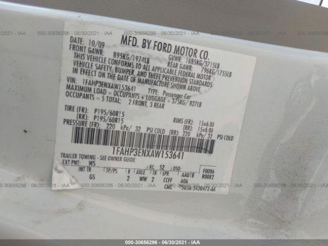 Photo 8 VIN: 1FAHP3ENXAW153641 - FORD FOCUS 