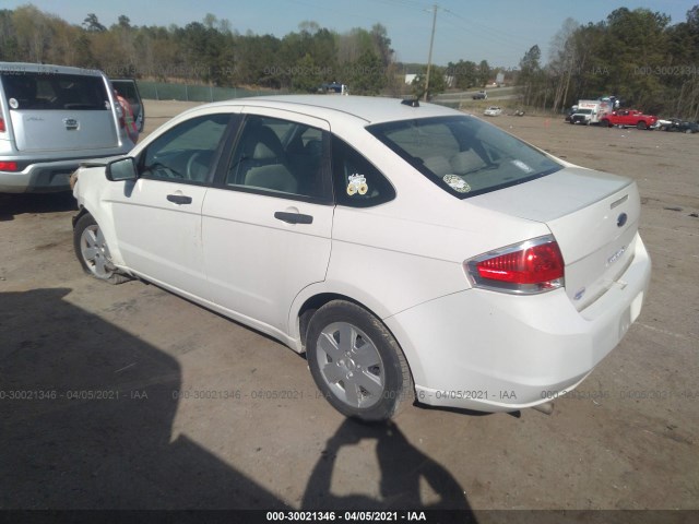 Photo 2 VIN: 1FAHP3ENXBW141247 - FORD FOCUS 