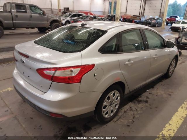 Photo 3 VIN: 1FAHP3F20CL131673 - FORD FOCUS 