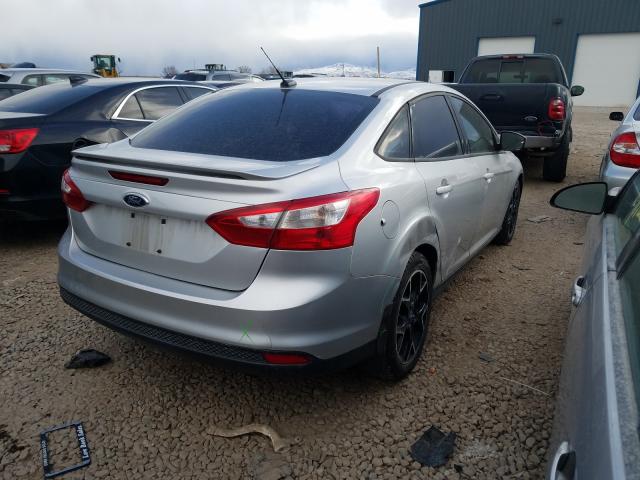 Photo 3 VIN: 1FAHP3F20CL174748 - FORD FOCUS SE 